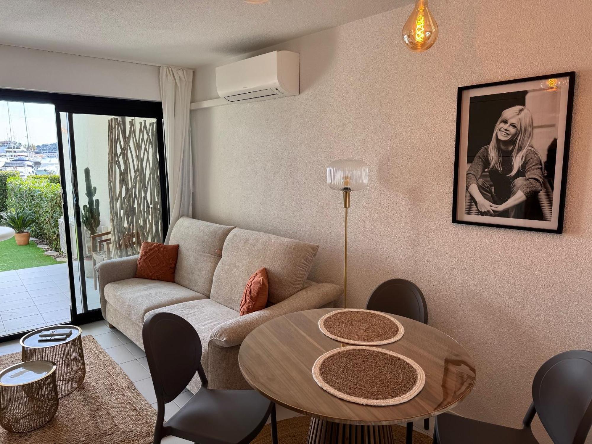 Les Marines De Cogolin Apartment Exterior photo